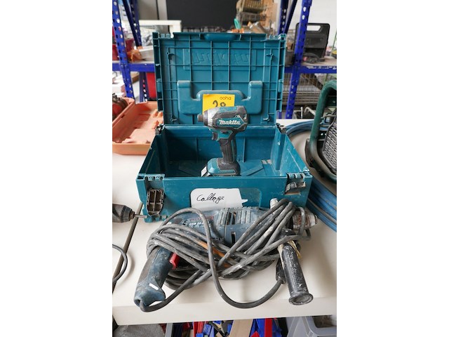 Slagschroevendraaier makita + boormachine bosch - afbeelding 1 van  3