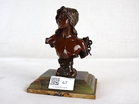 Slavenmeisje in brons - afbeelding 1 van  6