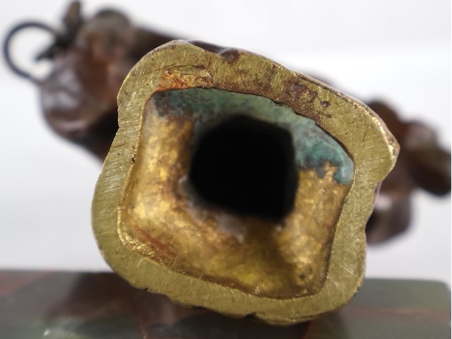 Slavenmeisje in brons - afbeelding 5 van  6