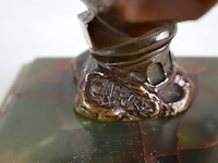 Slavenmeisje in brons - afbeelding 6 van  6