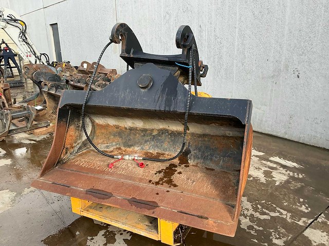 Slb6-1800 cw4 tilt kantelbak - afbeelding 1 van  6