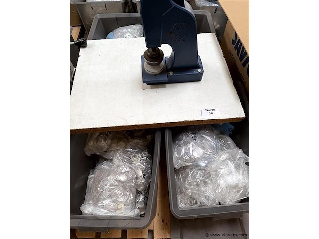 Sleutelhanger toebehoren - afbeelding 1 van  3