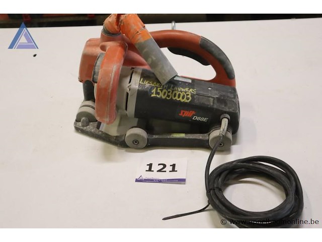 Sleuvenzaagmachine - spiit - d88e - afbeelding 1 van  3
