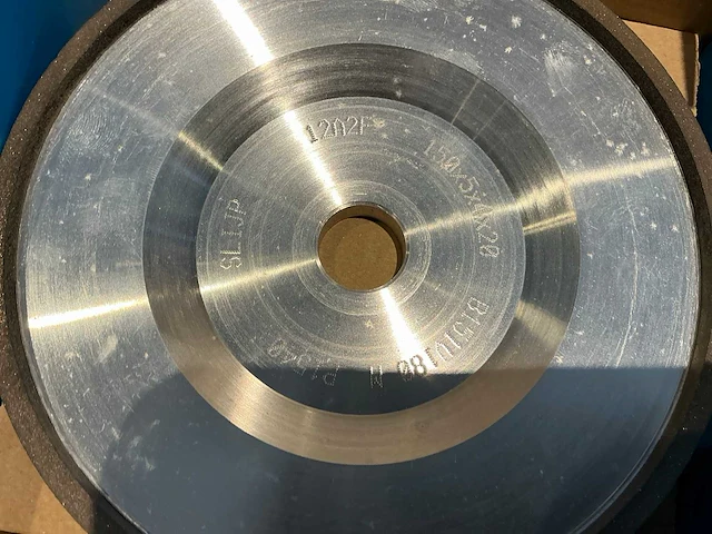 Slijp c12a2 f diamant slijpsteen - afbeelding 2 van  6