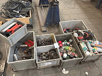 Slijpgereedschappen, spots en spuitbussen - afbeelding 1 van  9