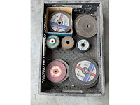 Slijpschijven + ammerilstenen - various contractor materials - afbeelding 1 van  1