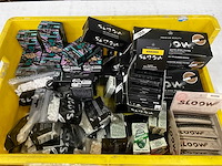 Sloow & champ high mix kavel diverse rookwaren met o.a. filters en vloei - afbeelding 2 van  7