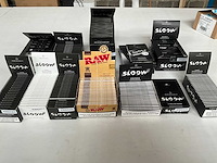 Sloow mix kavel sigaretten vloei in display - afbeelding 1 van  8