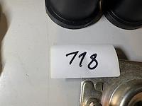 Slot motorkap 911