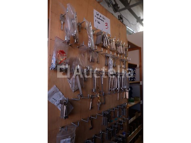 Slotenmaker - blanco sleutels + hangslot - afbeelding 4 van  15