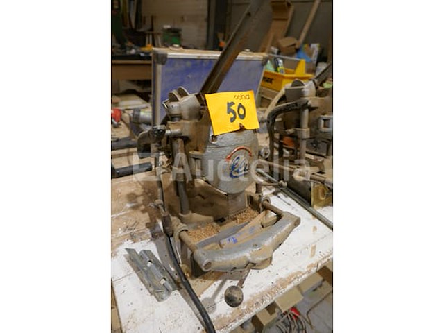 Slotkastfreesmachine - afbeelding 1 van  4