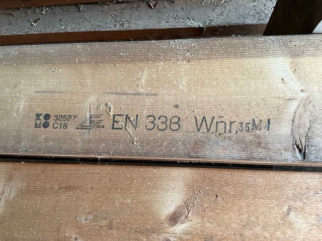 Sls c18 balken (20x) + divers grenen hout - afbeelding 4 van  8