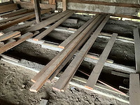 Sls c24 balken (107x) + divers rnd hout (28x) - afbeelding 2 van  10