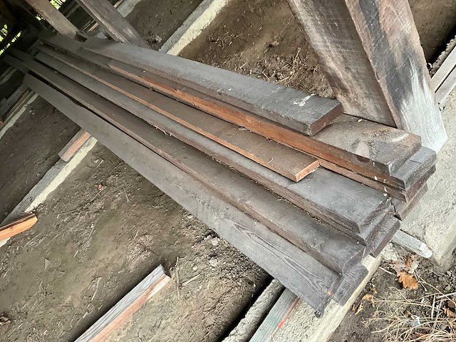 Sls c24 balken (107x) + divers rnd hout (28x) - afbeelding 10 van  10