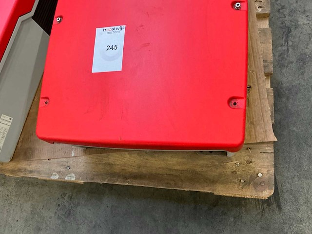 Sma sunny mini central 6000a-it omvormer - afbeelding 4 van  5