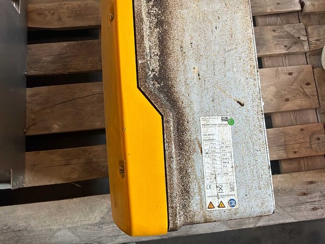 Sma suny mini centrale omvormer die niet werkt / voor onderdelen - afbeelding 6 van  9