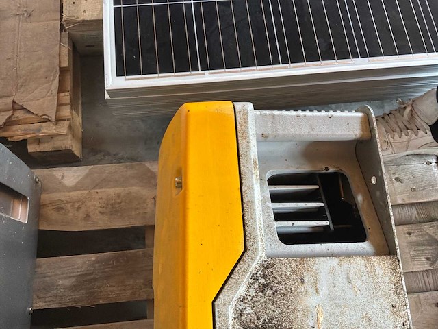 Sma suny mini centrale omvormer die niet werkt / voor onderdelen - afbeelding 7 van  9