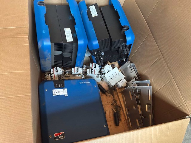 Sma suny tripower omvormer - afbeelding 9 van  11