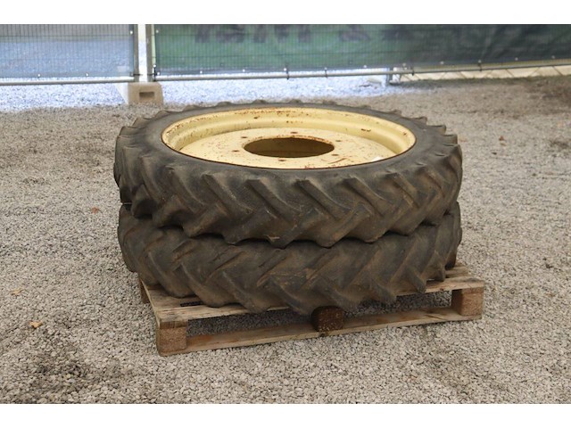 Smalle velgen met band continental 9.5/9-36 as 2stuks (marge) - afbeelding 1 van  1