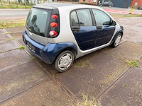Smart forfour 1,1 personenauto - afbeelding 13 van  17