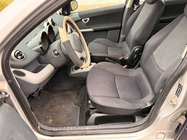 Smart forfour 1,1 personenauto - afbeelding 17 van  17