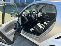 Smart fortwo personenauto - afbeelding 13 van  13