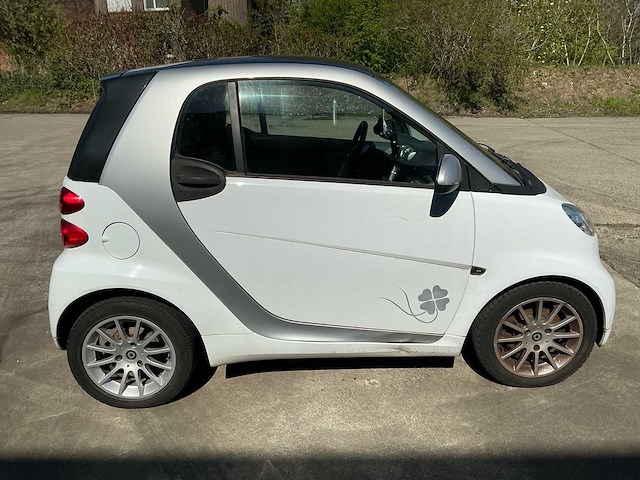 Smart fortwo personenauto - afbeelding 10 van  13