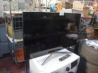Smart tv samsung ue40h6200aw met afstandsbediening, zonder kabel (scherm defect) - afbeelding 3 van  5