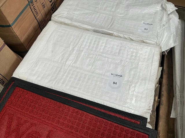 Smarthome “welcome” rubberen deurmat (42x) - afbeelding 4 van  5