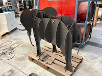 Smeedijzeren olifant - afbeelding 3 van  4