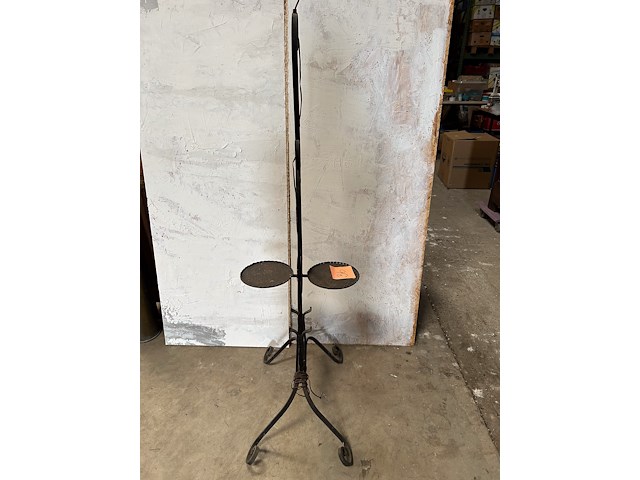 Smeedijzeren staande lamp - afbeelding 2 van  3