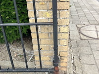 Smeedwerken tuinomheining met poort - afbeelding 4 van  13