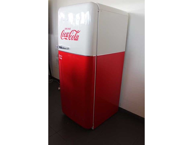 Smeg - coca cola limited edition - koelkast - afbeelding 4 van  8