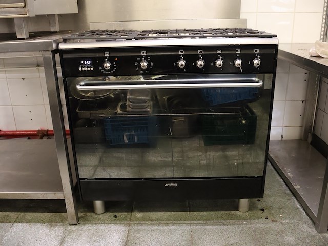 Smeg 5pits gasfornuis - afbeelding 1 van  9