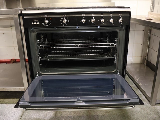 Smeg 5pits gasfornuis - afbeelding 8 van  9