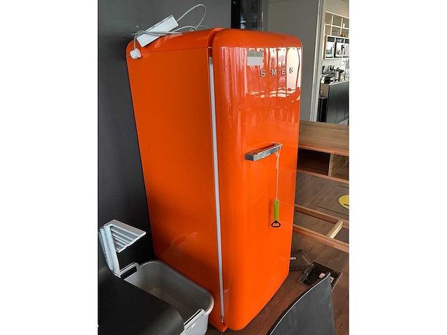 Smeg fab28ro1 retro design koelkast - afbeelding 2 van  6