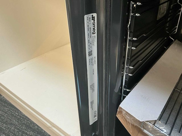 Smeg sf6101tvn1 inbouw oven - afbeelding 2 van  2