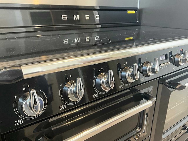Smeg tr4110ibl2 inductie fornuis - afbeelding 6 van  7