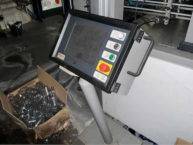 Smiform sr8 pet flessen blaasmachine - afbeelding 2 van  25