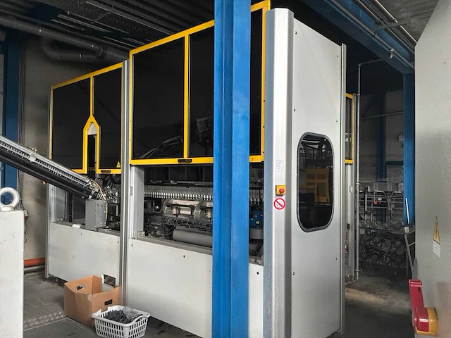 Smiform sr8 pet flessen blaasmachine - afbeelding 18 van  25