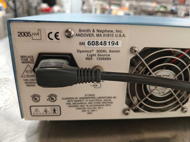 Smith & nephew - dyonics 300 xl - xenon light source - afbeelding 2 van  10