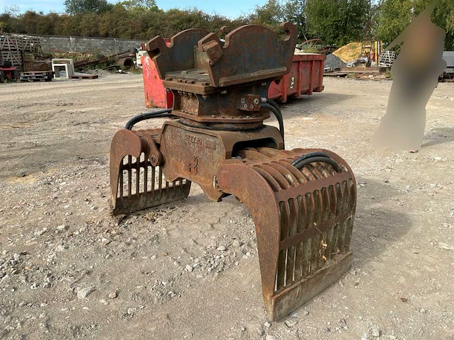 Smp hydraulische grijphaak met openwerk schalen grondverzetbak - afbeelding 1 van  8