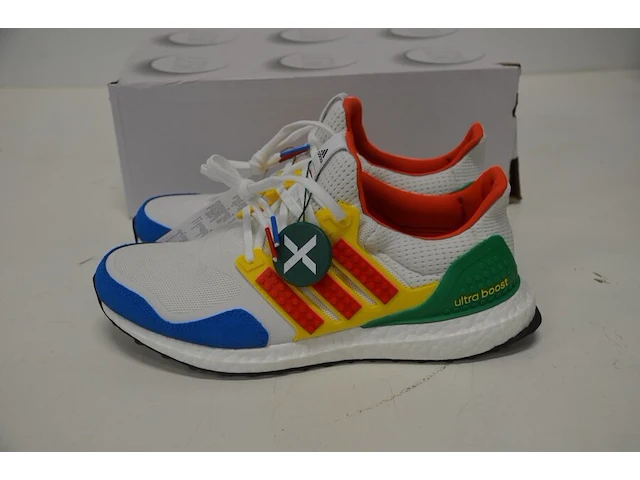 Sneakers adidas ultraboost dna x lego color maat 40,5 nieuw in doos (2) - afbeelding 3 van  9