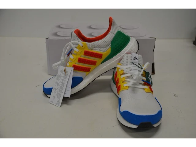 Sneakers adidas ultraboost dna x lego color maat 40,5 nieuw in doos (2) - afbeelding 6 van  9