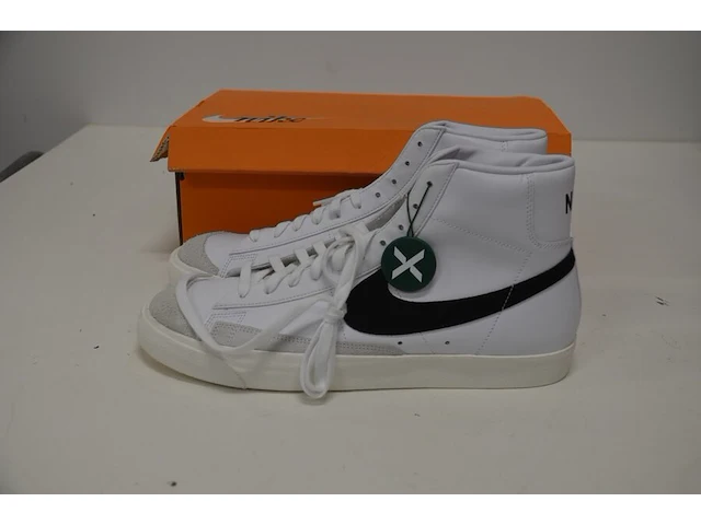 Sneakers nike blazer mid 77 vintage white black maat 48,5 nieuw in doos (2) - afbeelding 2 van  6