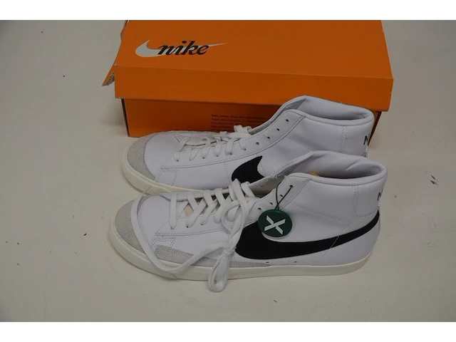 Sneakers nike blazer mid 77 vintage white black maat 48,5 nieuw in doos (2) - afbeelding 3 van  6