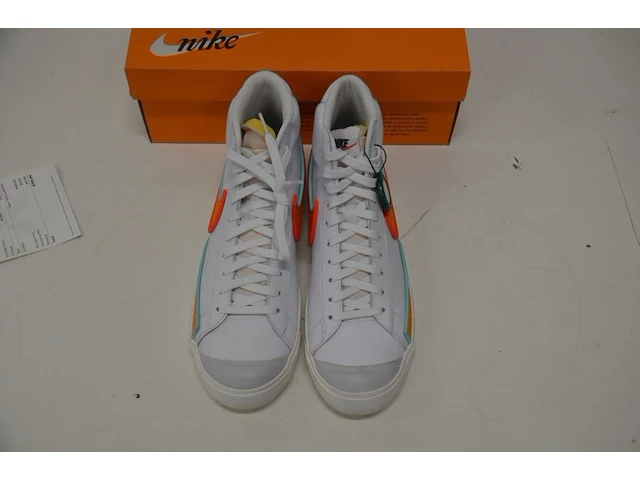Sneakers nike blazer mid infinite white kumquat maat 45 nieuw in doos (2) - afbeelding 2 van  9