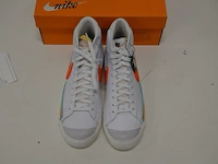 Sneakers nike blazer mid infinite white kumquat maat 45 nieuw in doos (2) - afbeelding 2 van  9