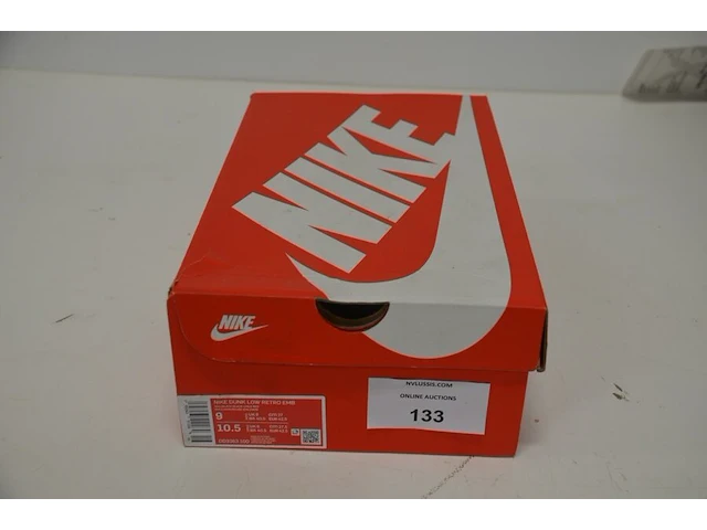 Sneakers nike dunk low emb nba 75th anniversary chicago maat 42,5 nieuw in doos (2) - afbeelding 3 van  10