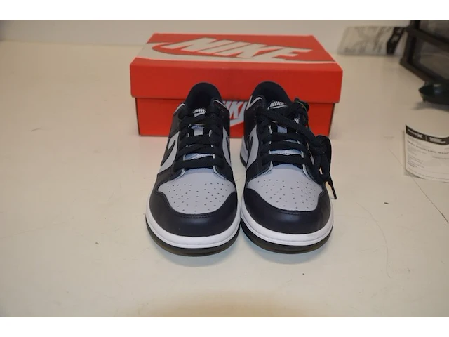 Sneakers nike dunk low georgetown (gs) maat 36,5 nieuw in doos (2) - afbeelding 1 van  10